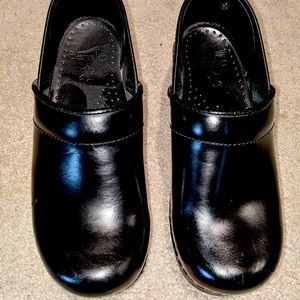 Dansko clogs size 37